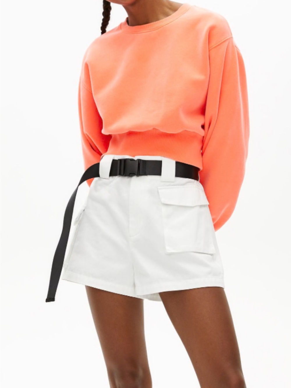Aritzia TNA White Women's Cargo Pocket Shorts - Size 6